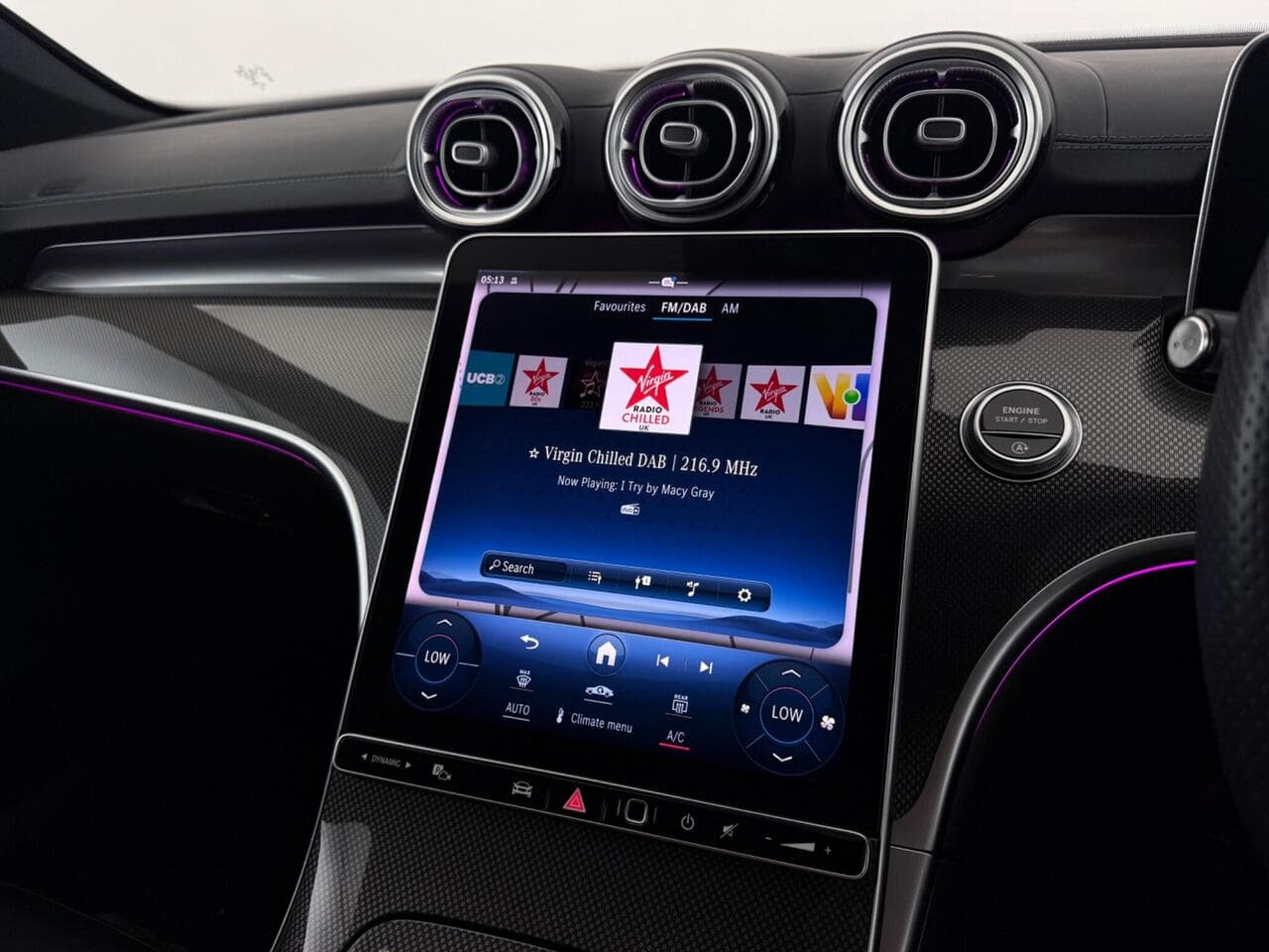 Mercedes-Benz C Class thumbnail Infotainment System