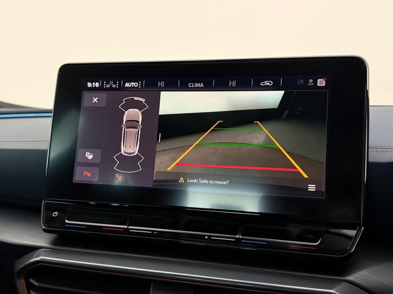 CUPRA Formentor thumbnail Infotainment System