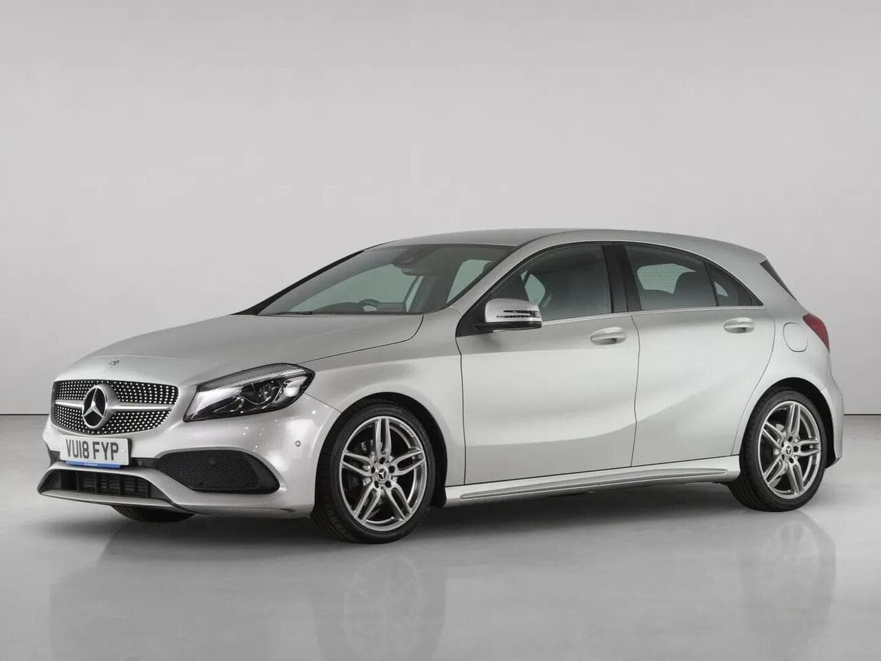 Mercedes-Benz A Class thumbnail Front Left