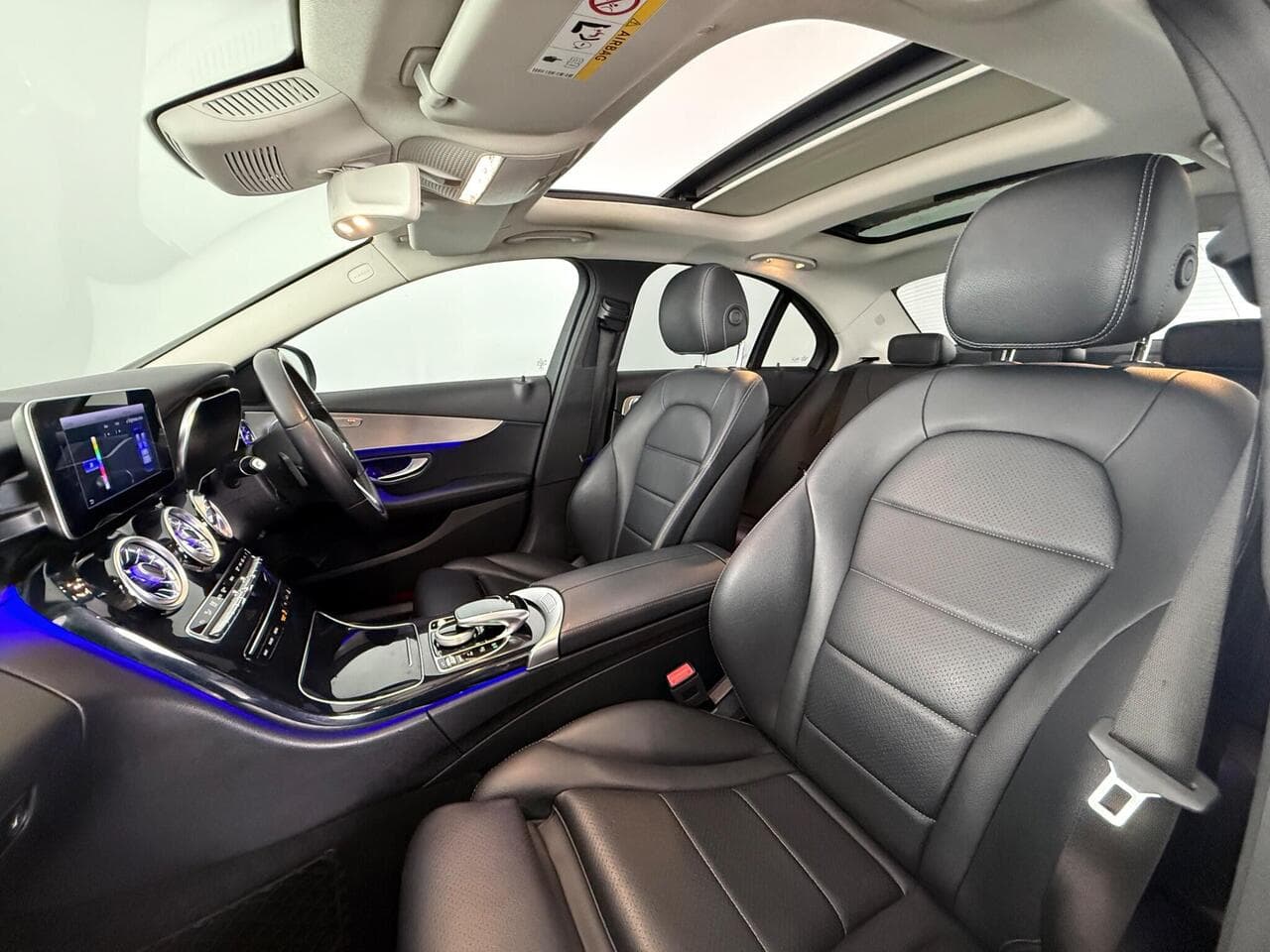 Mercedes-Benz C Class thumbnail Seat Front Passenger