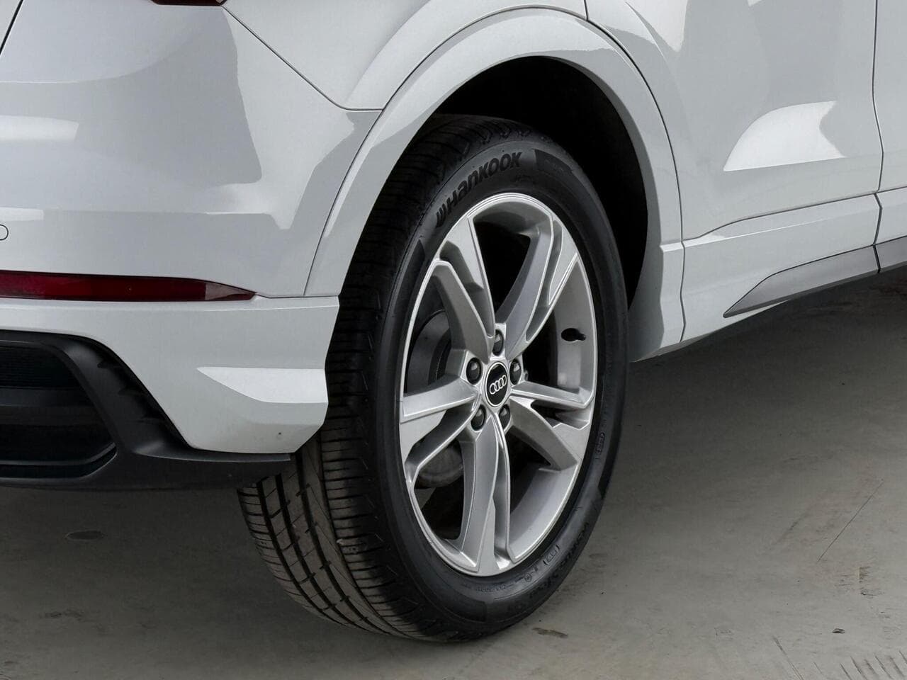 Audi Q3 thumbnail Wheel