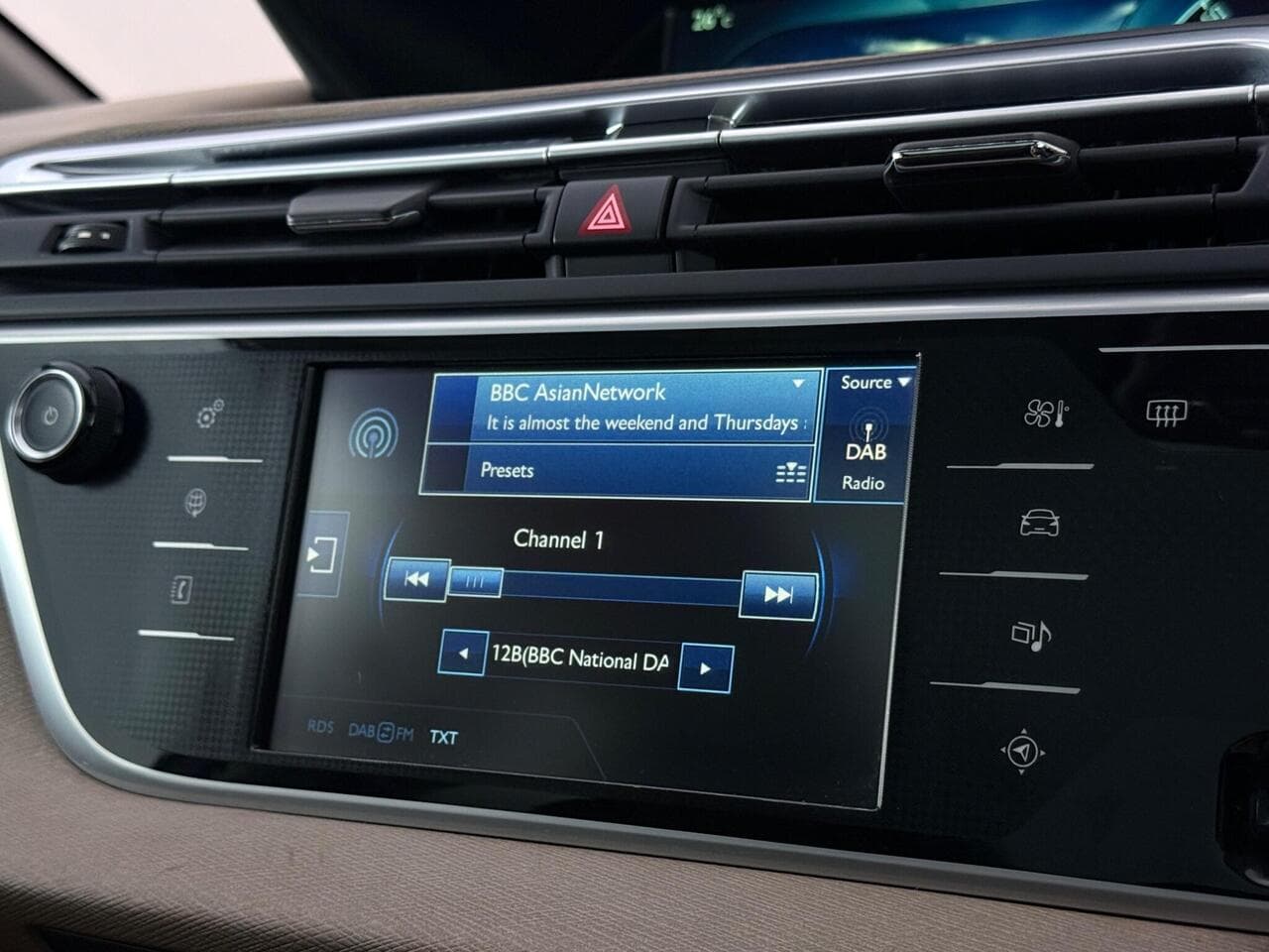 Citroen Grand C4 Picasso thumbnail Infotainment System