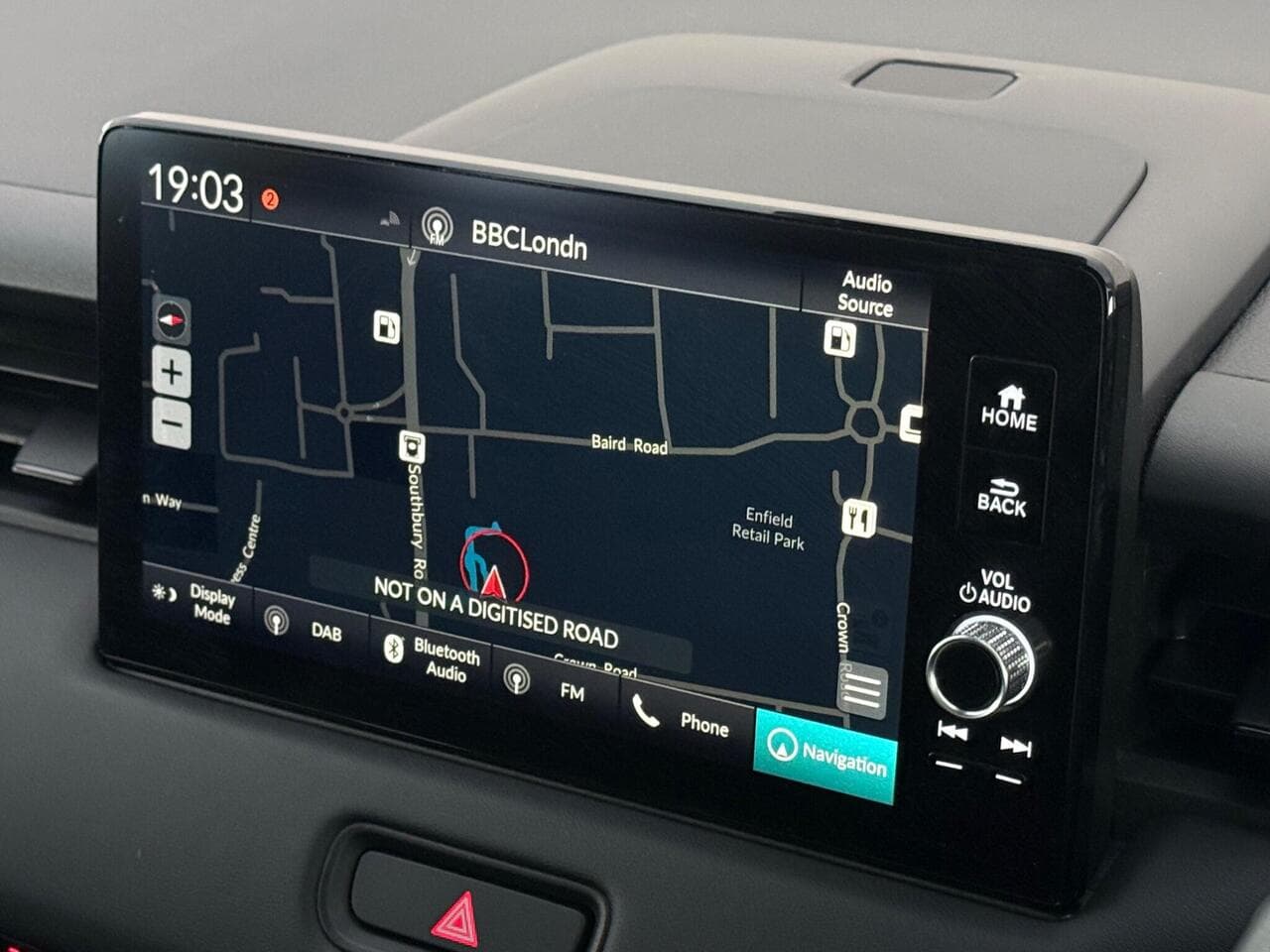 Honda HR-V thumbnail Infotainment System