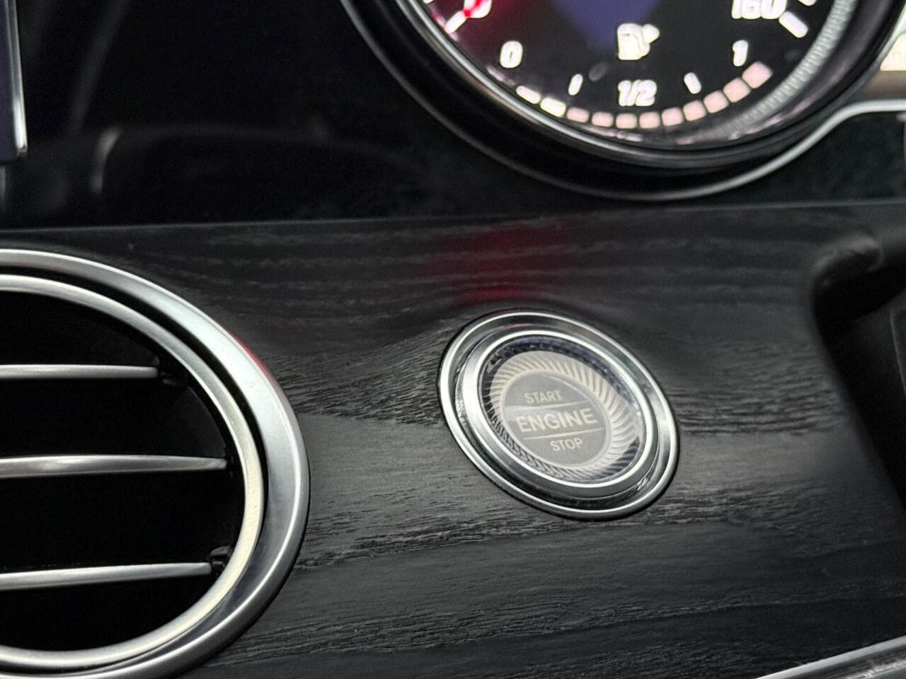 Mercedes-Benz E Class thumbnail Inconclusive
