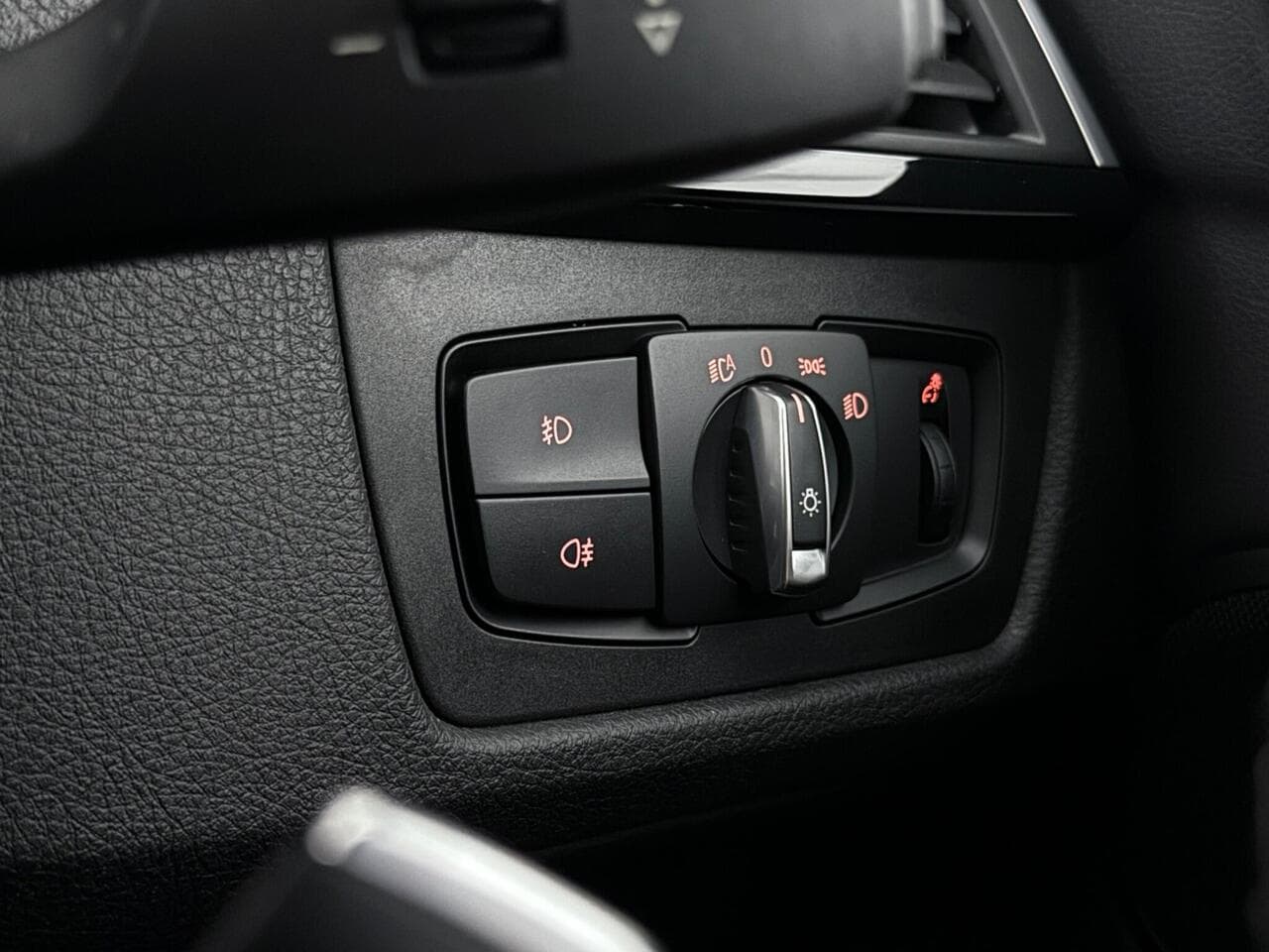 BMW 3 Series thumbnail Misc Controls