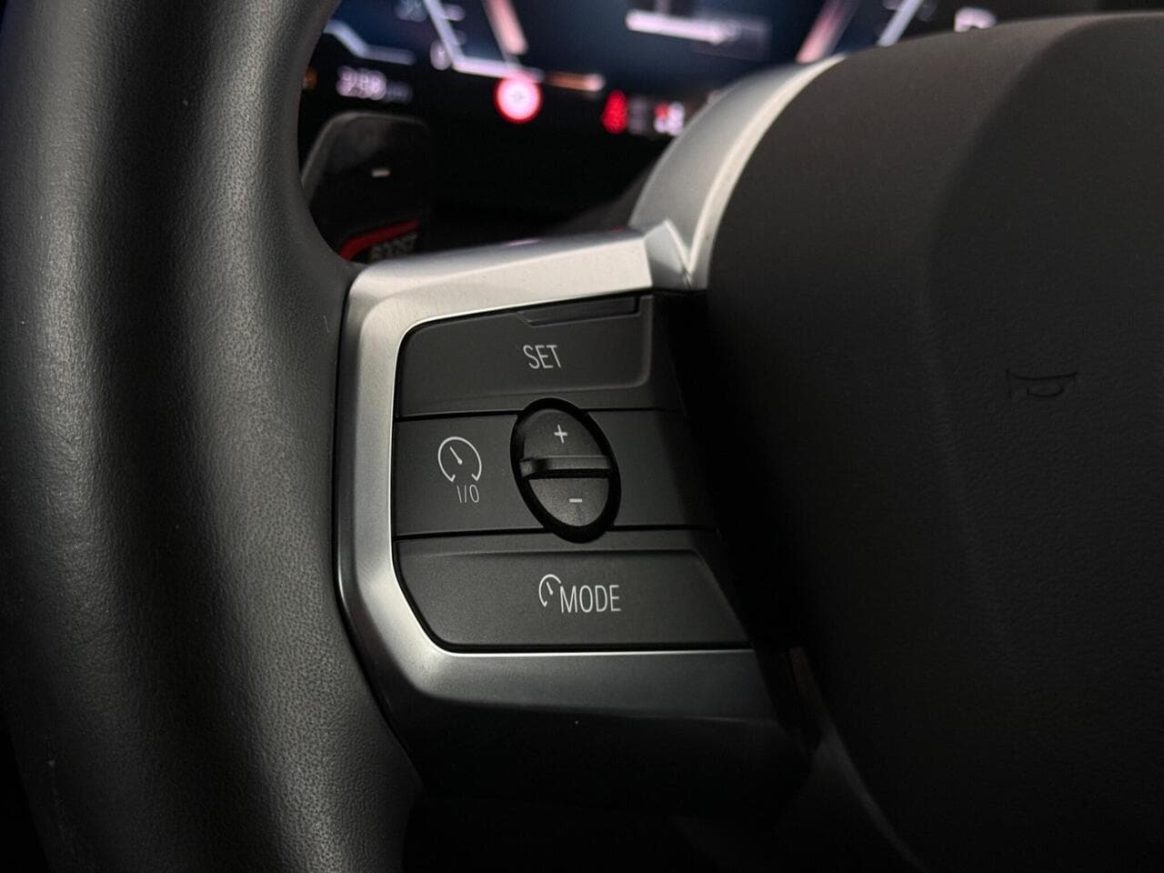 BMW X1 thumbnail Misc Controls