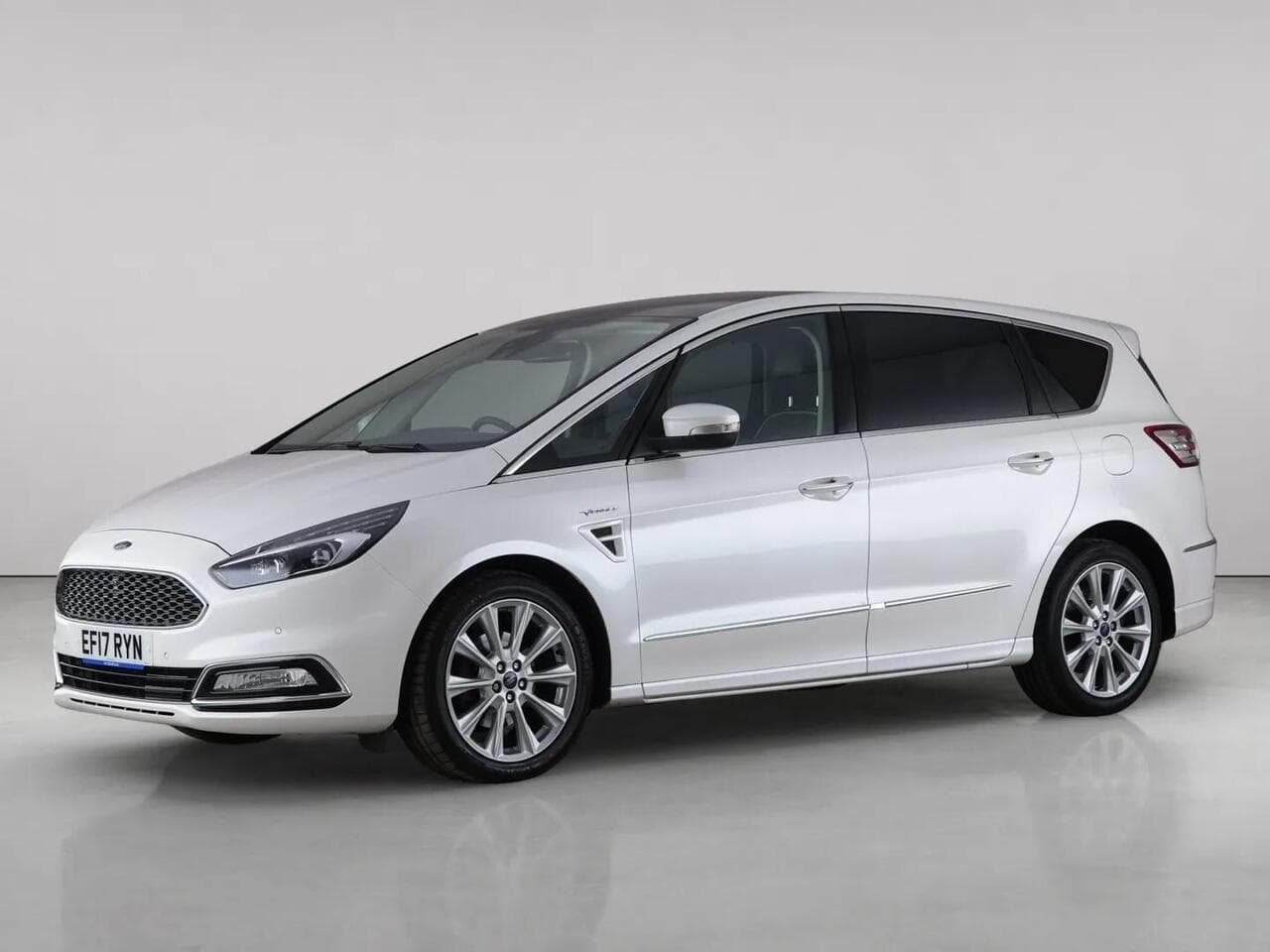 Ford S-Max thumbnail Front Left
