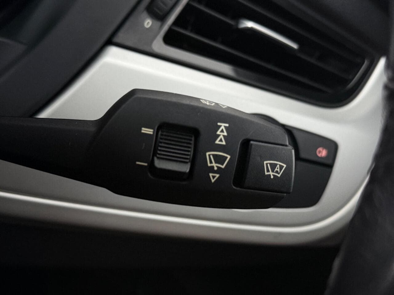 BMW Z4 thumbnail Misc Controls