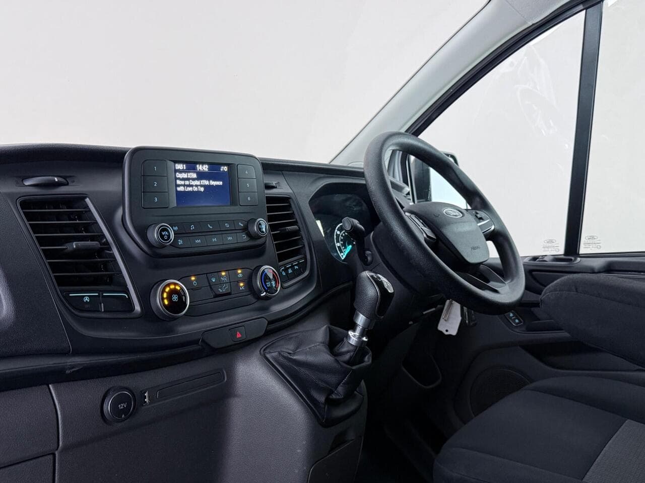 Ford Transit Custom thumbnail Interior Front