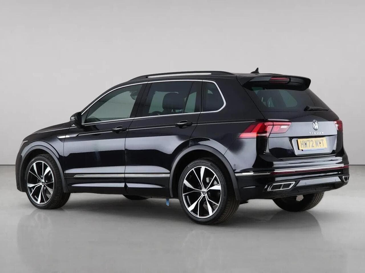 Volkswagen Tiguan thumbnail Rear Left