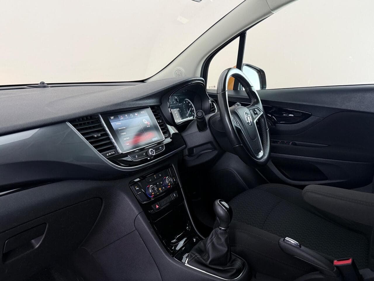 Vauxhall Mokka X thumbnail Interior Front