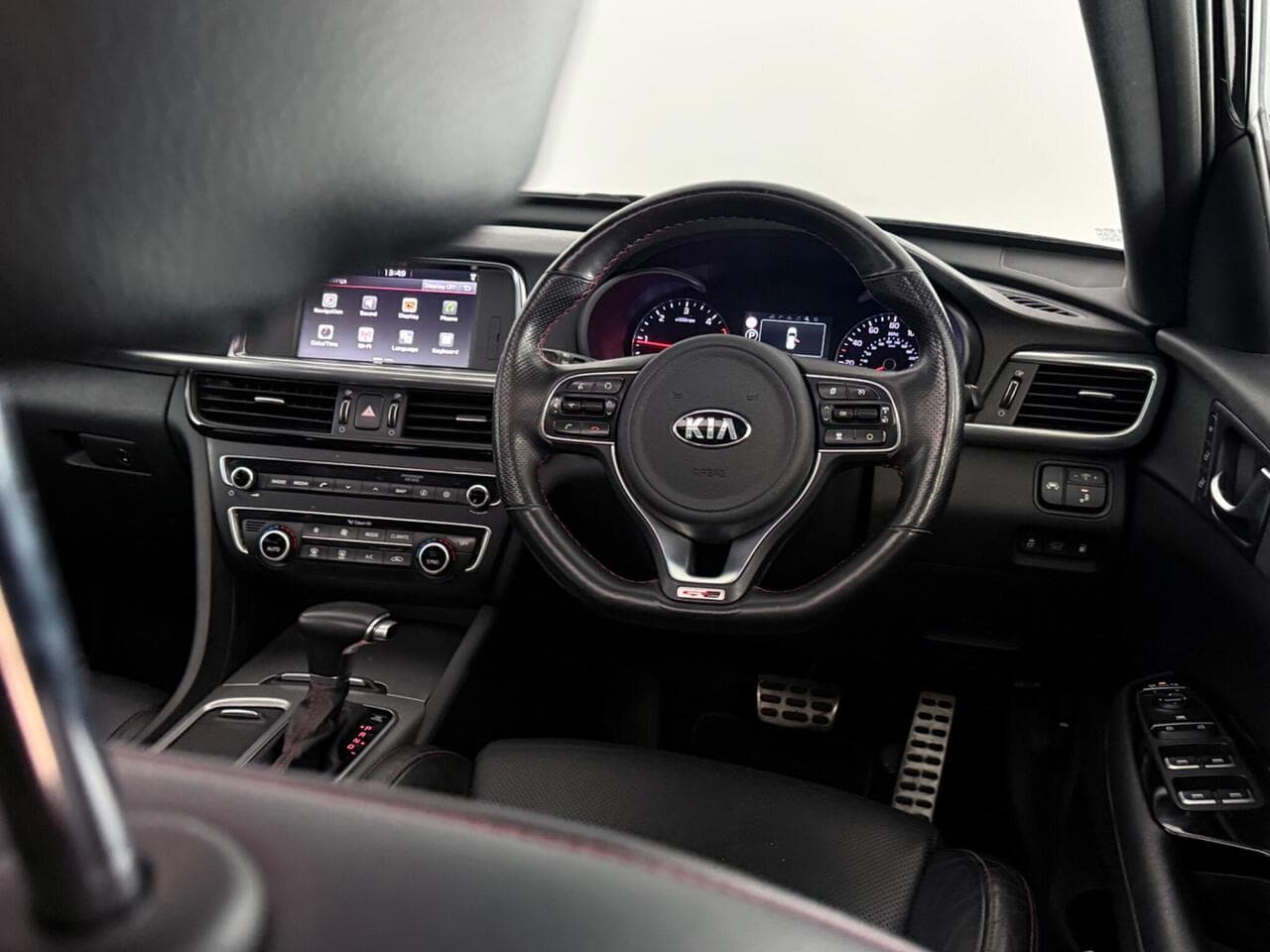 Kia Optima thumbnail Steering Wheel