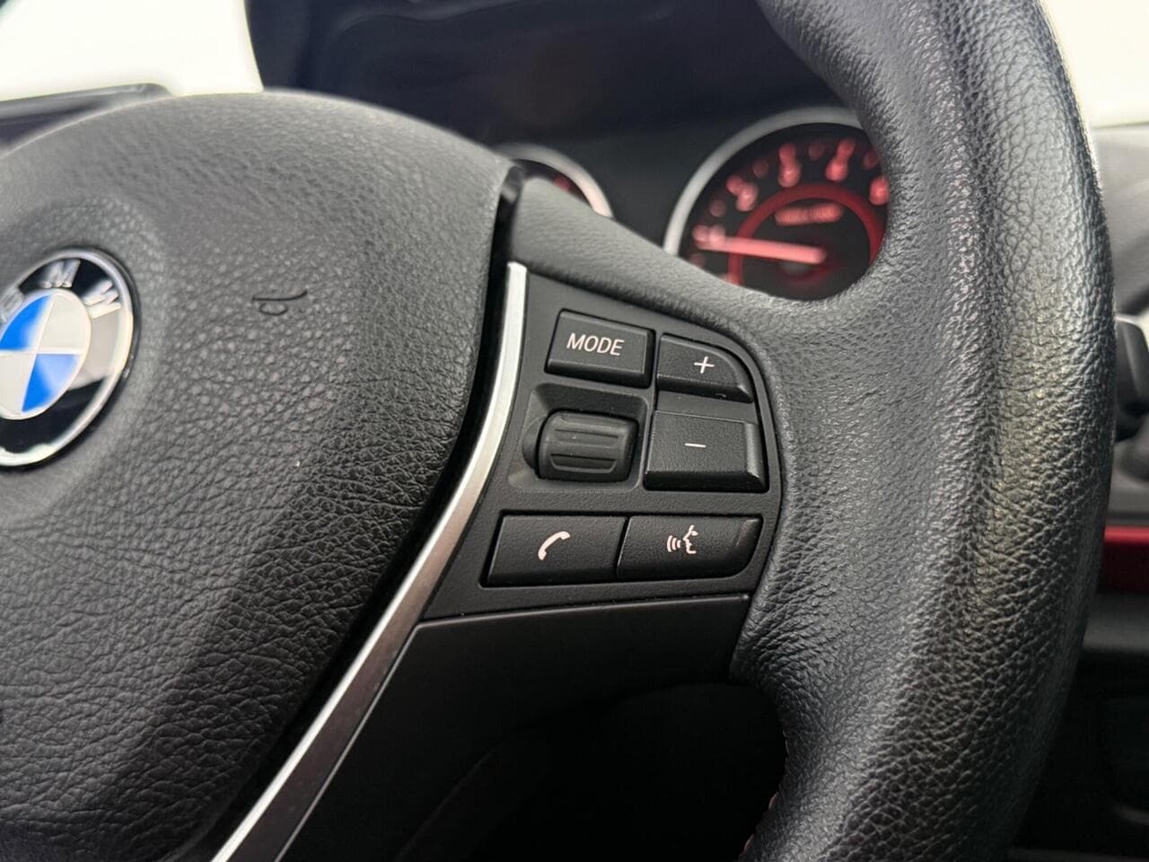 BMW 1 Series thumbnail Misc Controls