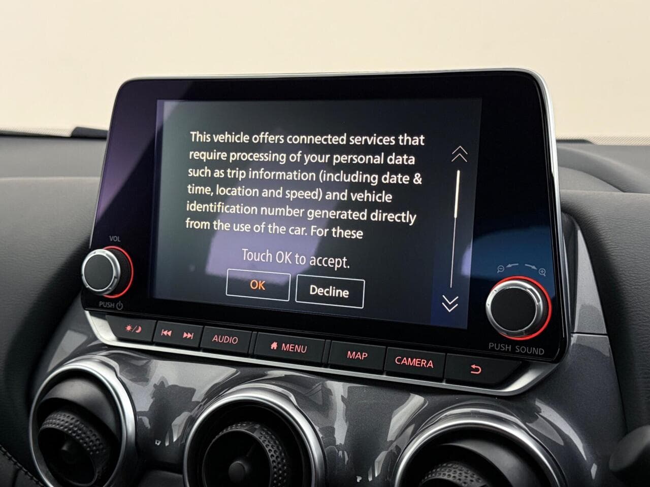 Nissan Juke thumbnail Infotainment System