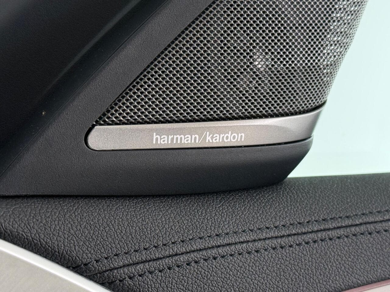 BMW 5 Series thumbnail Misc Controls