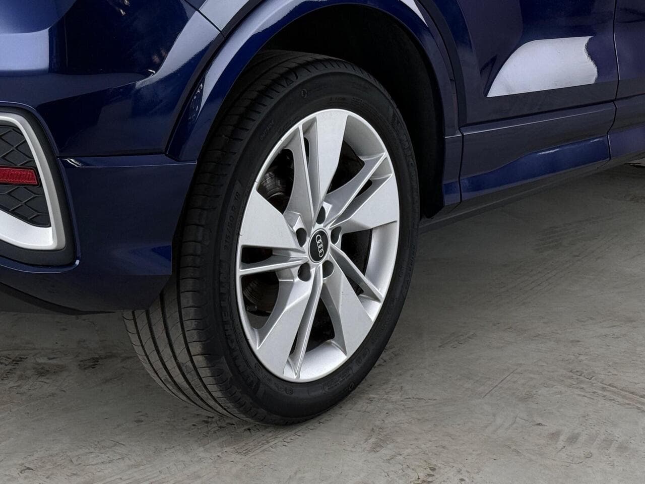 Audi Q2 thumbnail Wheel