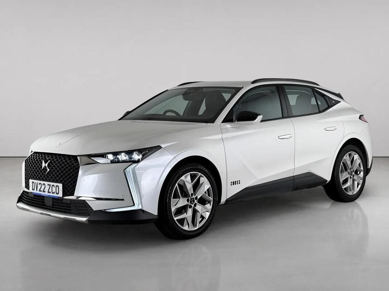 DS AUTOMOBILES DS 4 thumbnail Front Left