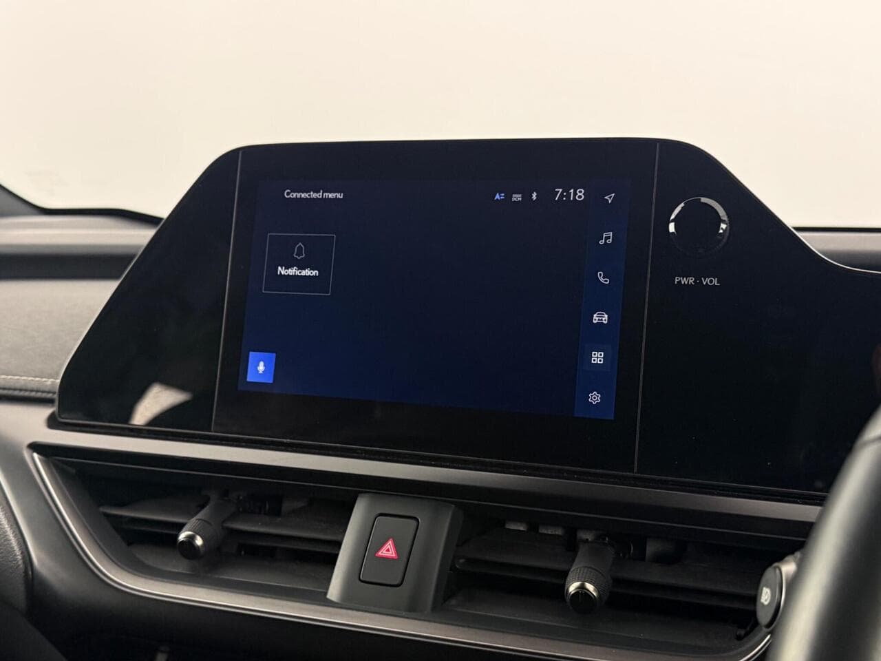 Lexus UX thumbnail Infotainment System