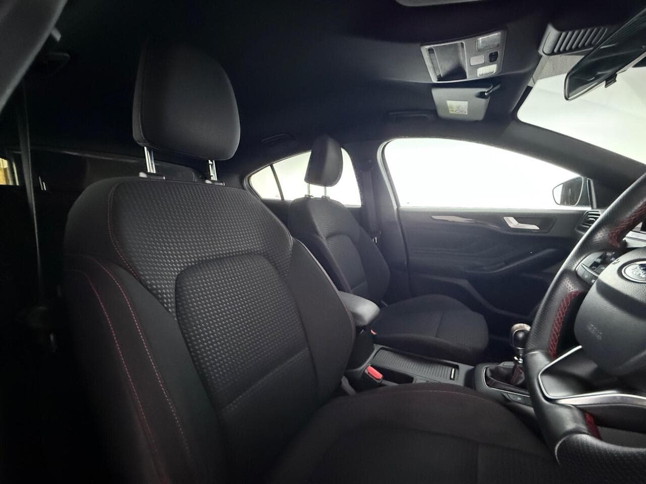 Ford Focus thumbnail Seat Driver