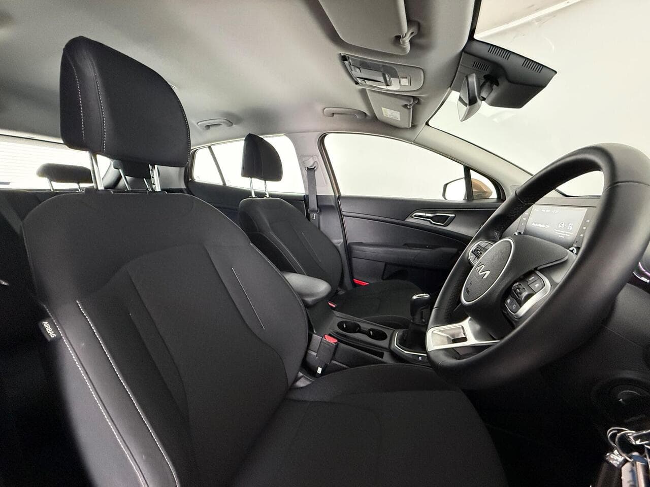 Kia Sportage thumbnail Seat Driver