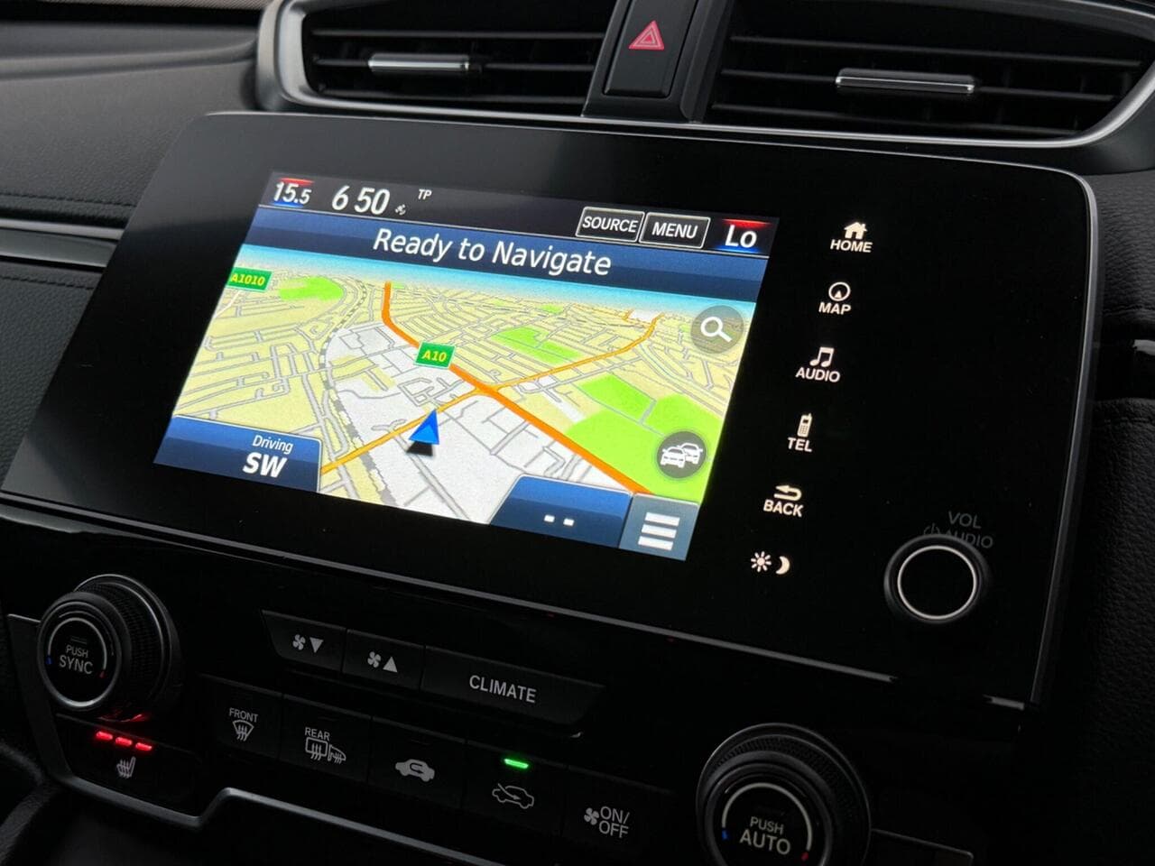 Honda CR-V thumbnail Infotainment System