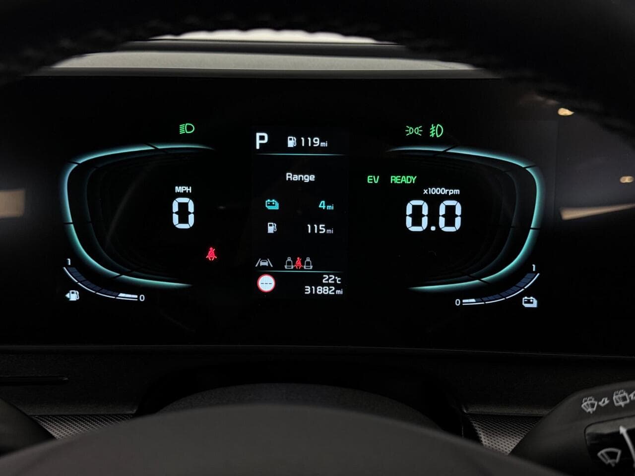 Kia Sportage thumbnail Driver Instruments