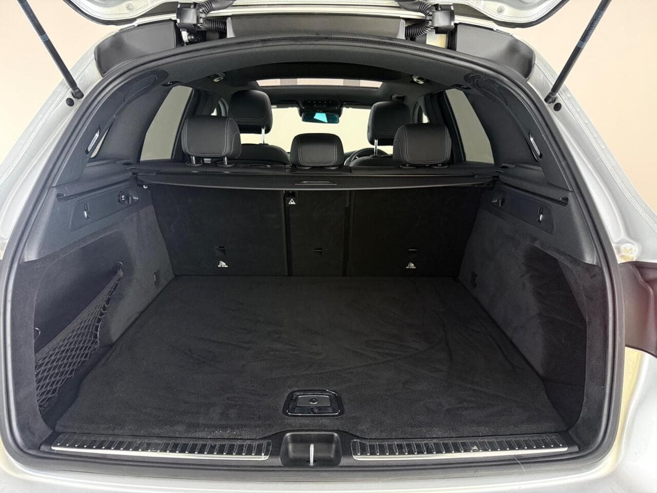 Mercedes-Benz GLC thumbnail Boot