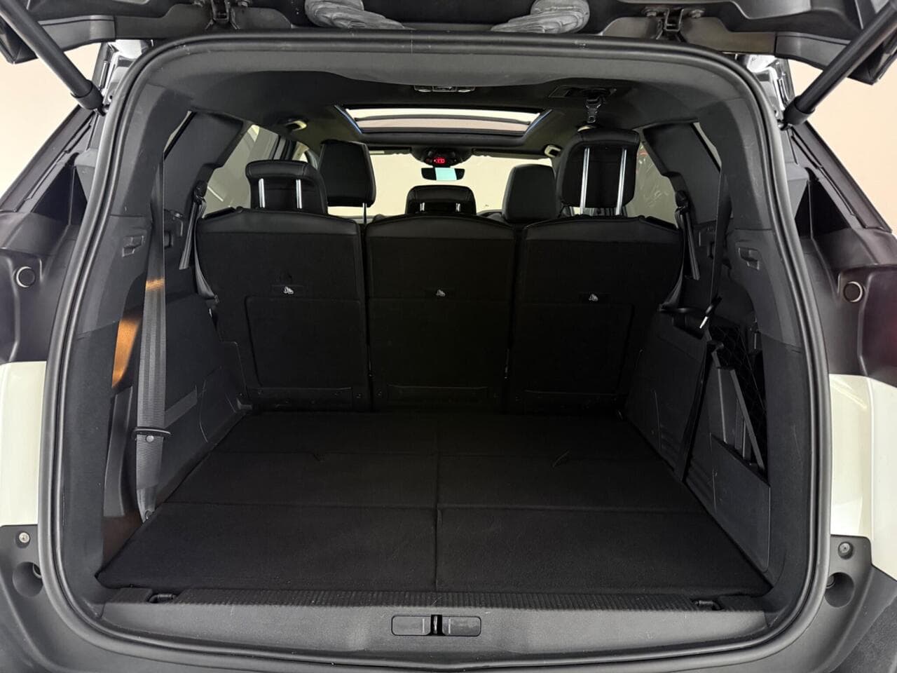 Peugeot 5008 thumbnail Boot