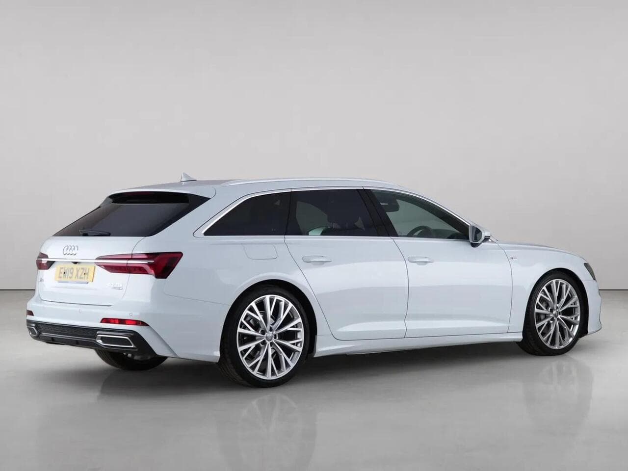 Audi A6 Avant thumbnail Rear Right