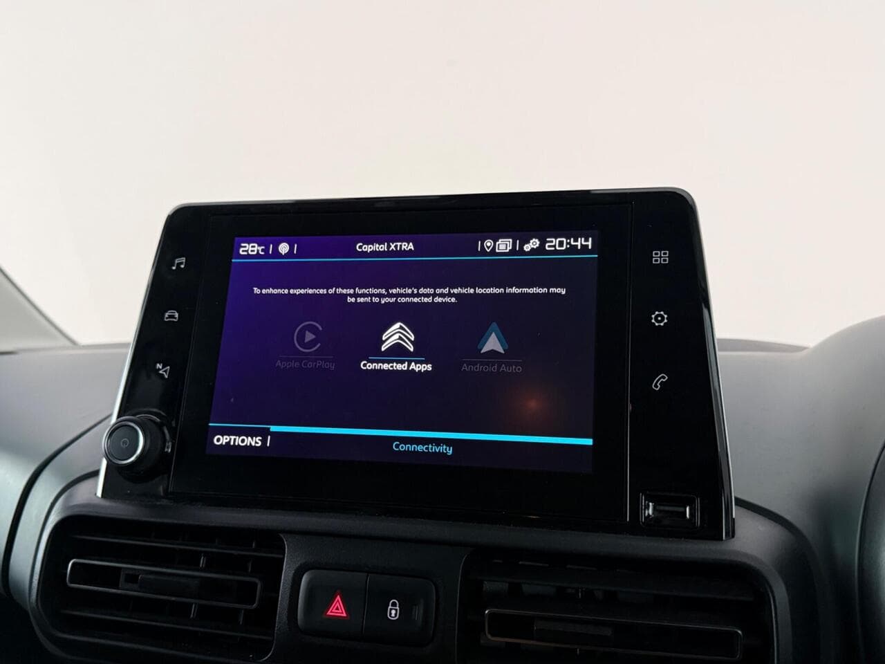 Citroen Berlingo thumbnail Infotainment System