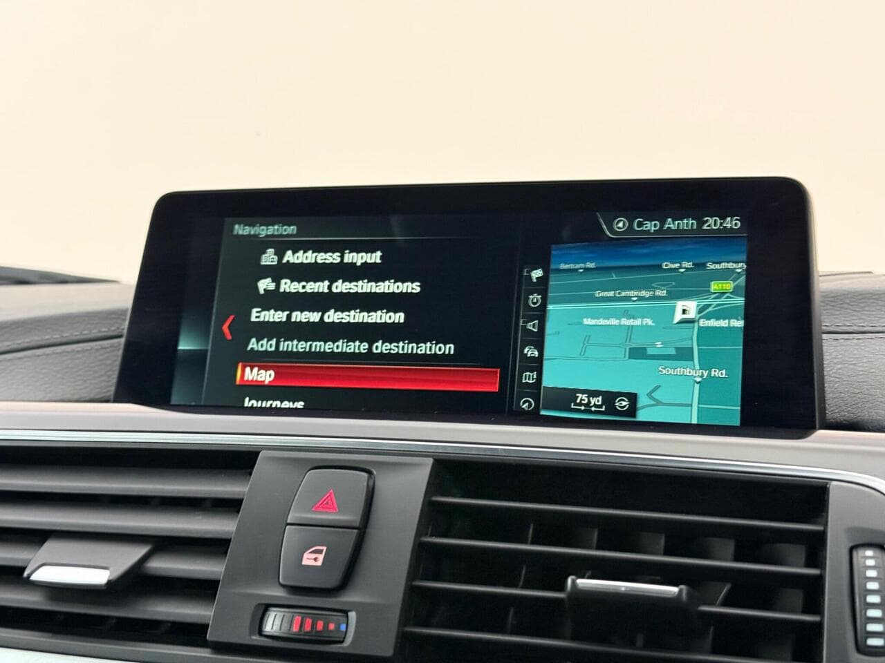 BMW 4 Series thumbnail Infotainment System