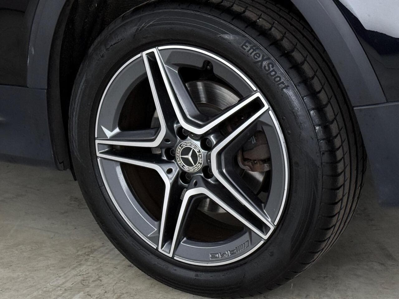 Mercedes-Benz GLB thumbnail Wheel