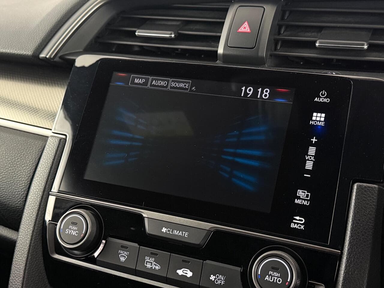 Honda Civic thumbnail Infotainment System
