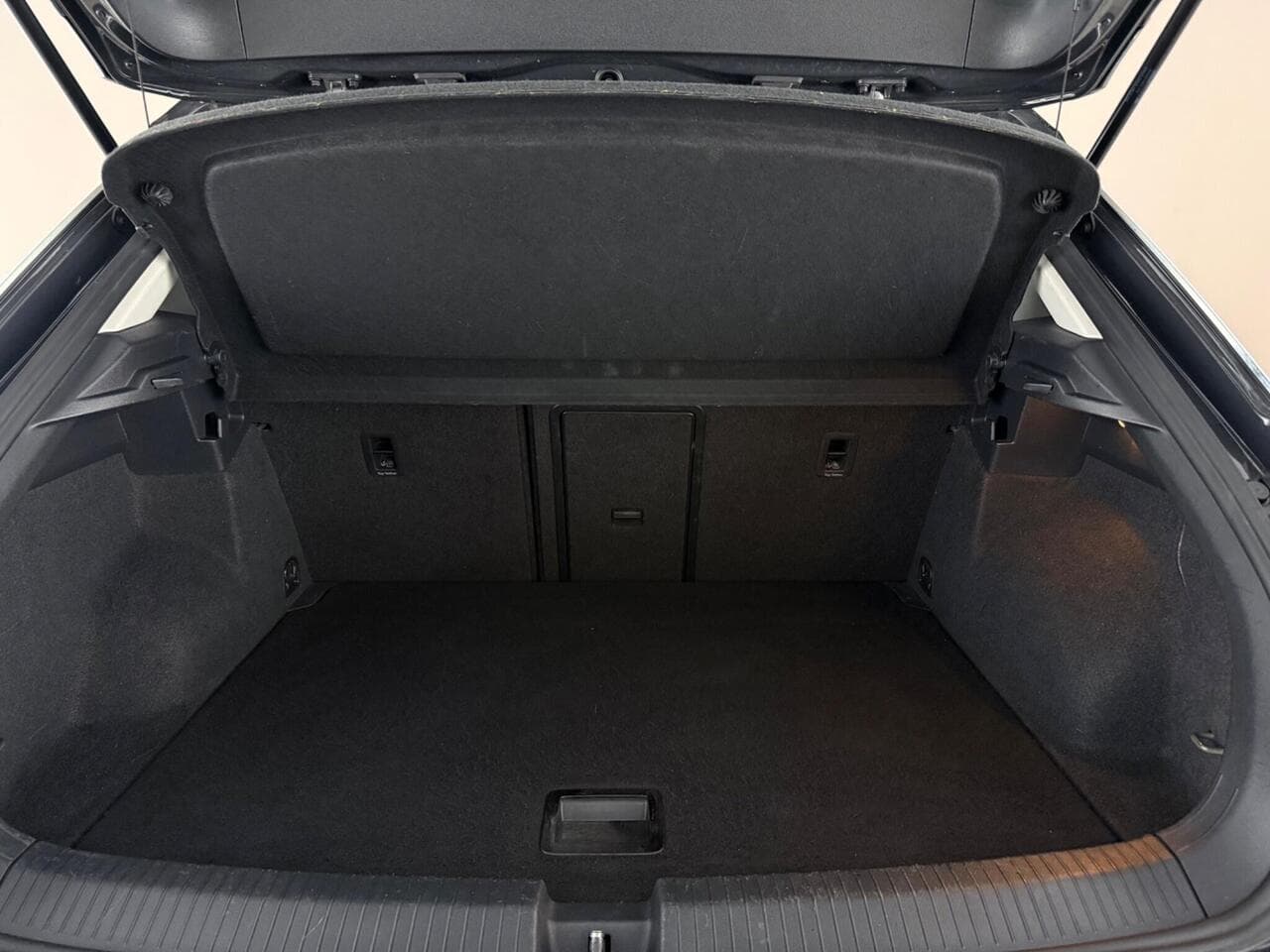 Volkswagen T-Roc thumbnail Boot