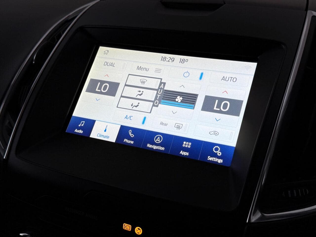 Ford Galaxy thumbnail Infotainment System