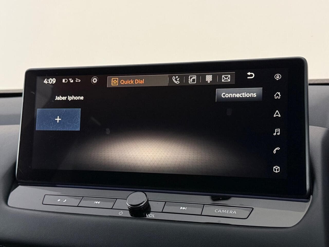 Nissan Qashqai thumbnail Infotainment System