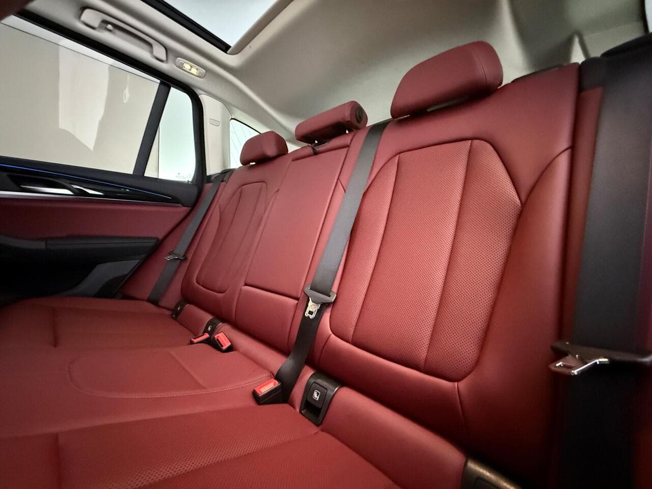 BMW X3 thumbnail Seats Rear