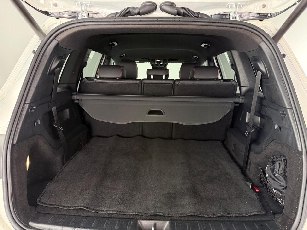 Mercedes-Benz GLB thumbnail Boot