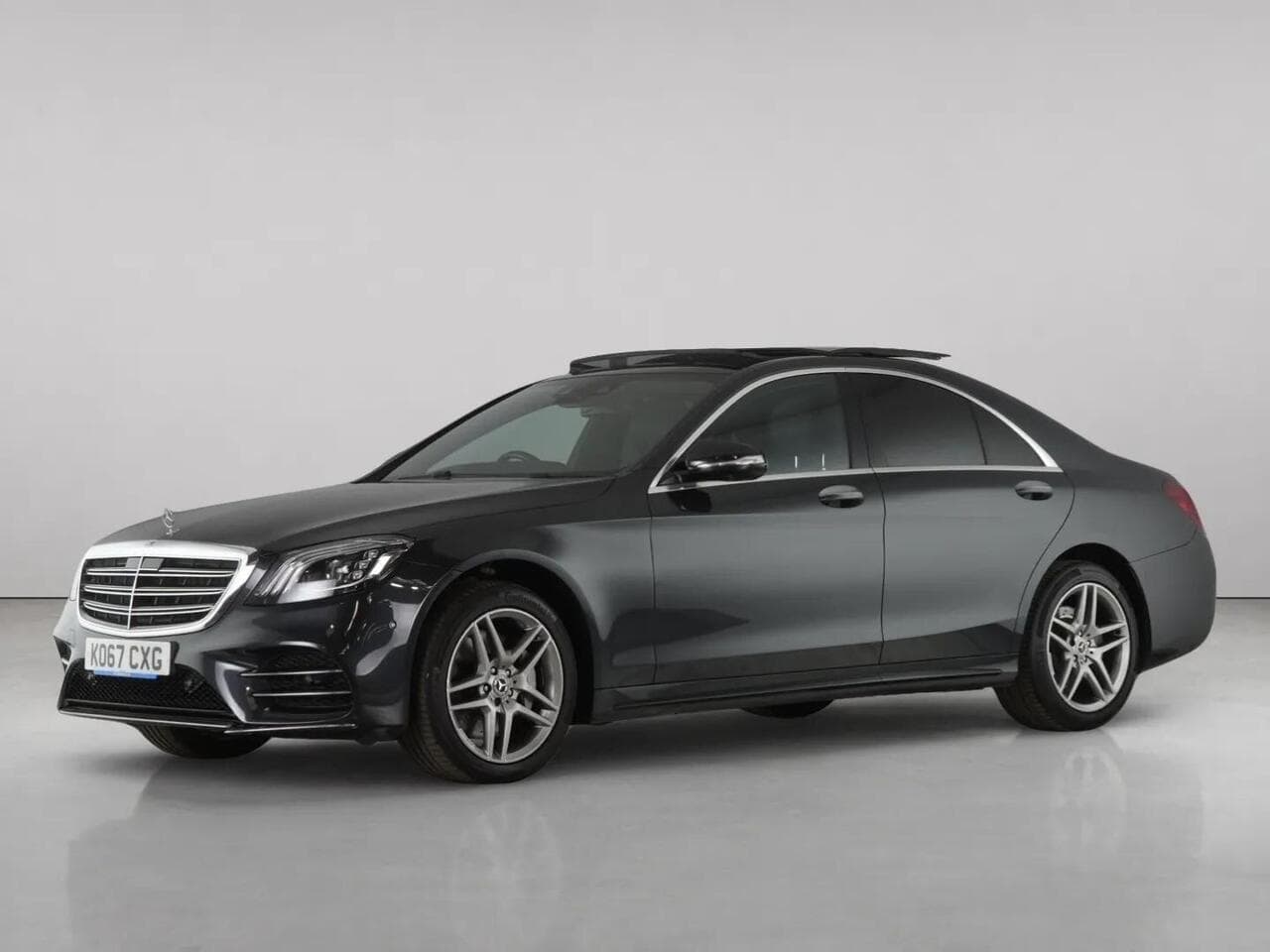 Mercedes-Benz S Class thumbnail Front Left