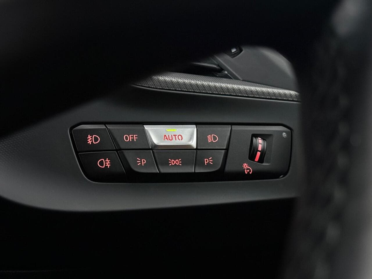 BMW 2 Series Gran Coupe thumbnail Misc Controls
