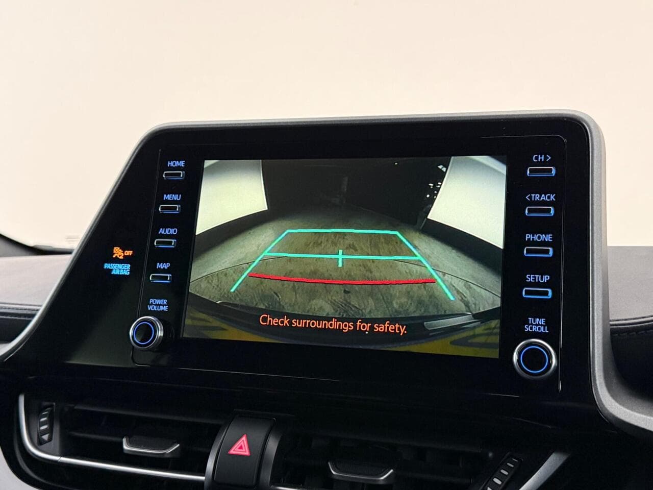 Toyota C-HR thumbnail Infotainment System