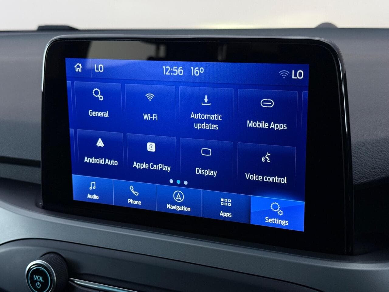 Ford Focus thumbnail Infotainment System
