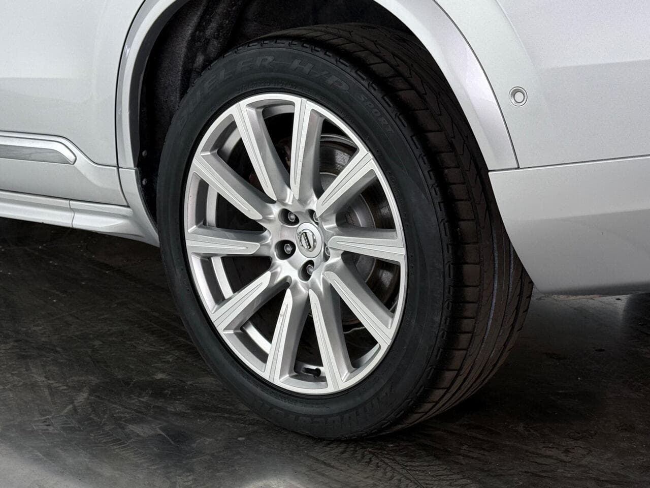 Volvo XC90 thumbnail Wheel