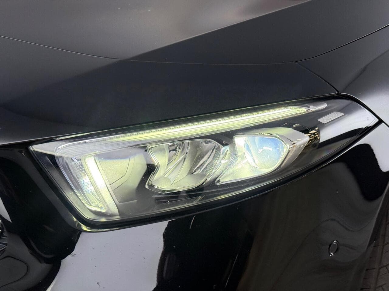Mercedes-Benz A Class thumbnail Lights Front
