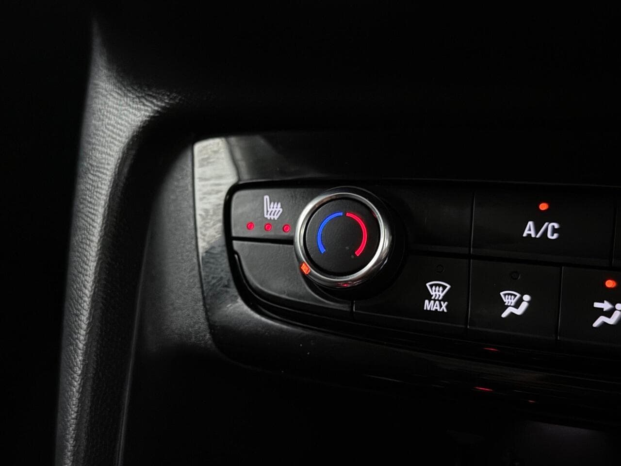 Vauxhall Corsa thumbnail Misc Controls