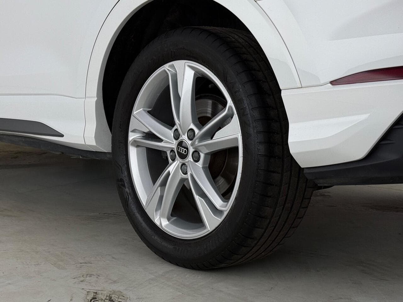 Audi Q3 thumbnail Wheel