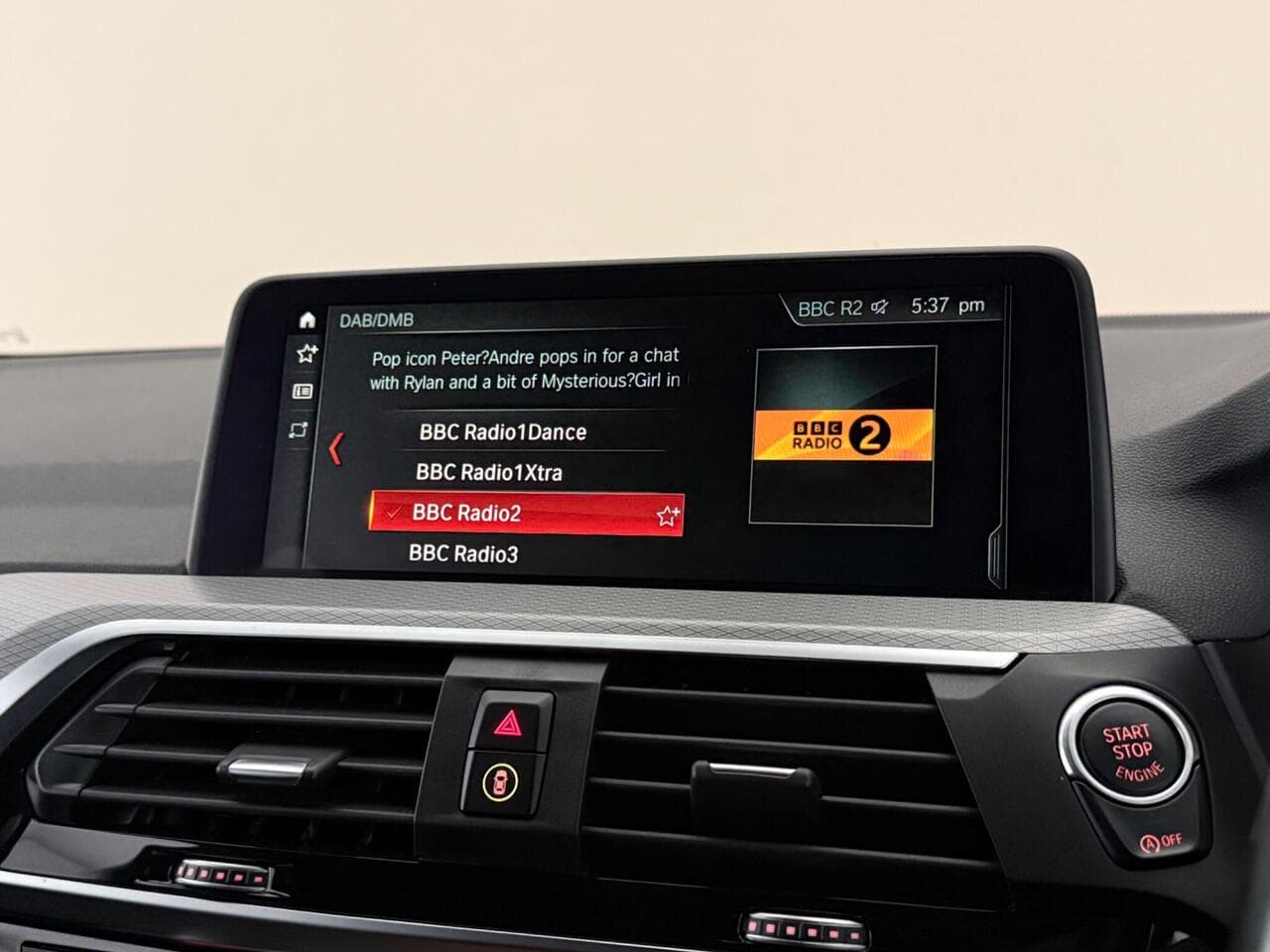 BMW X3 thumbnail Infotainment System