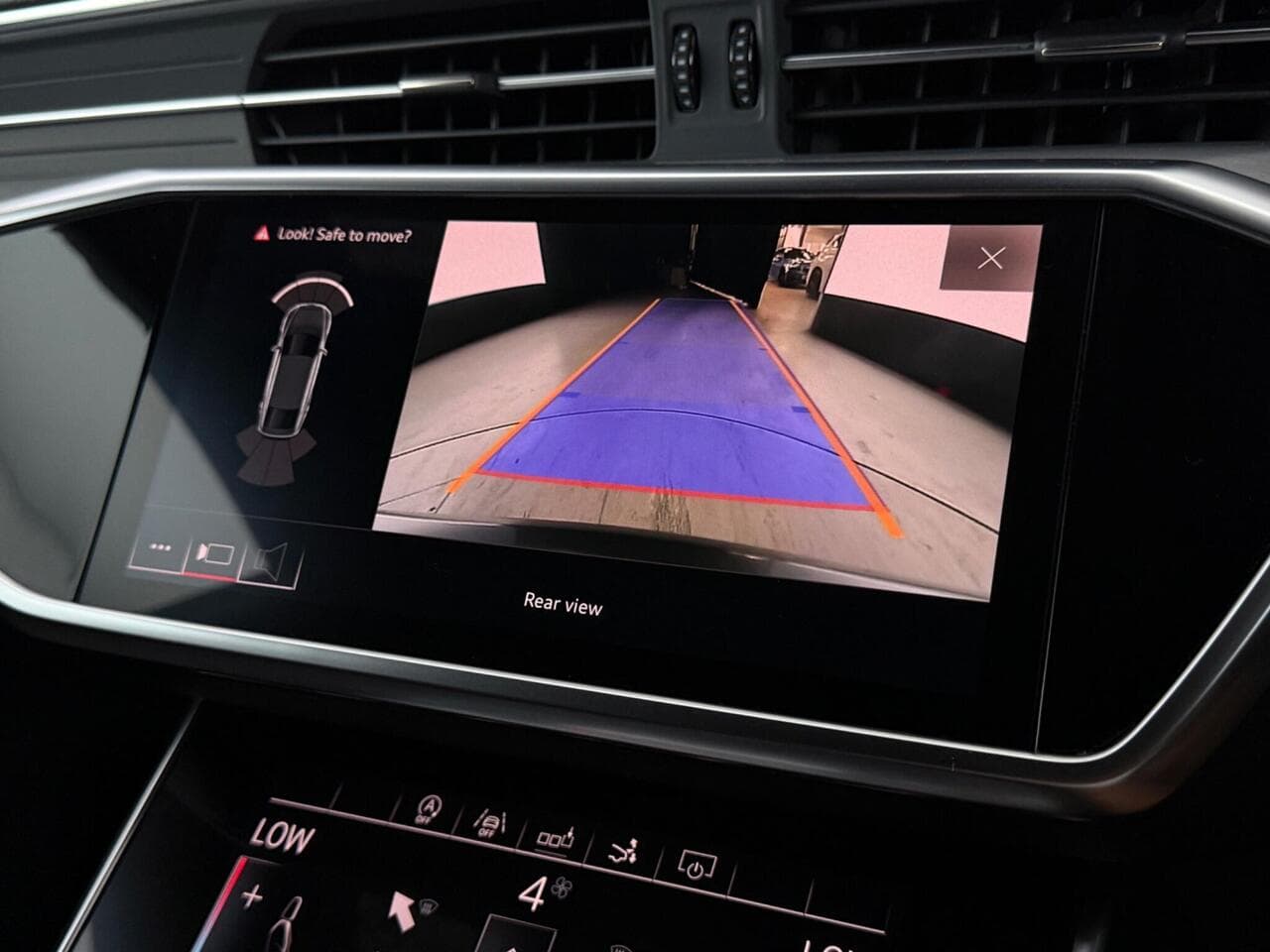 Audi A7 thumbnail Infotainment System