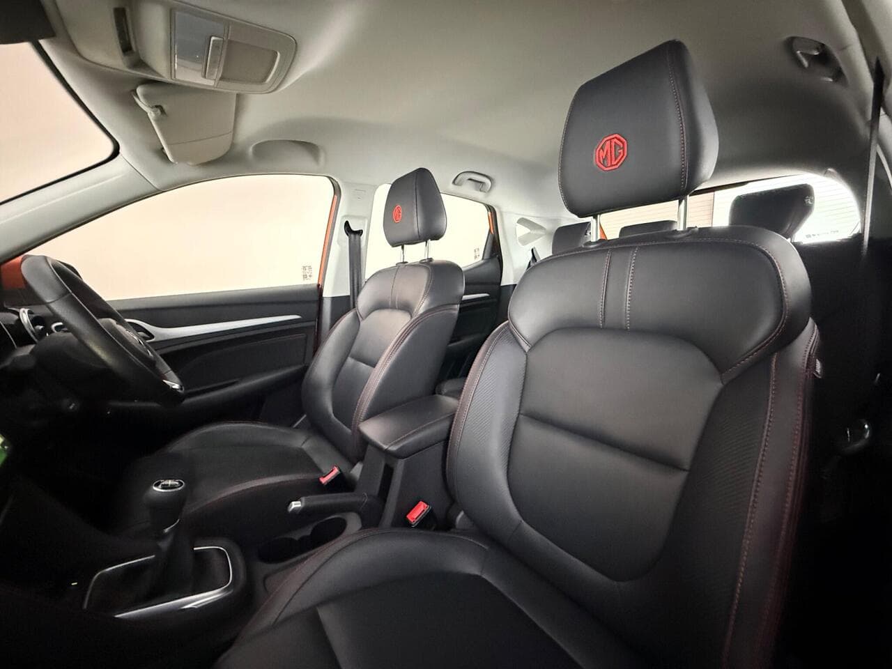 MG MG ZS thumbnail Seat Front Passenger