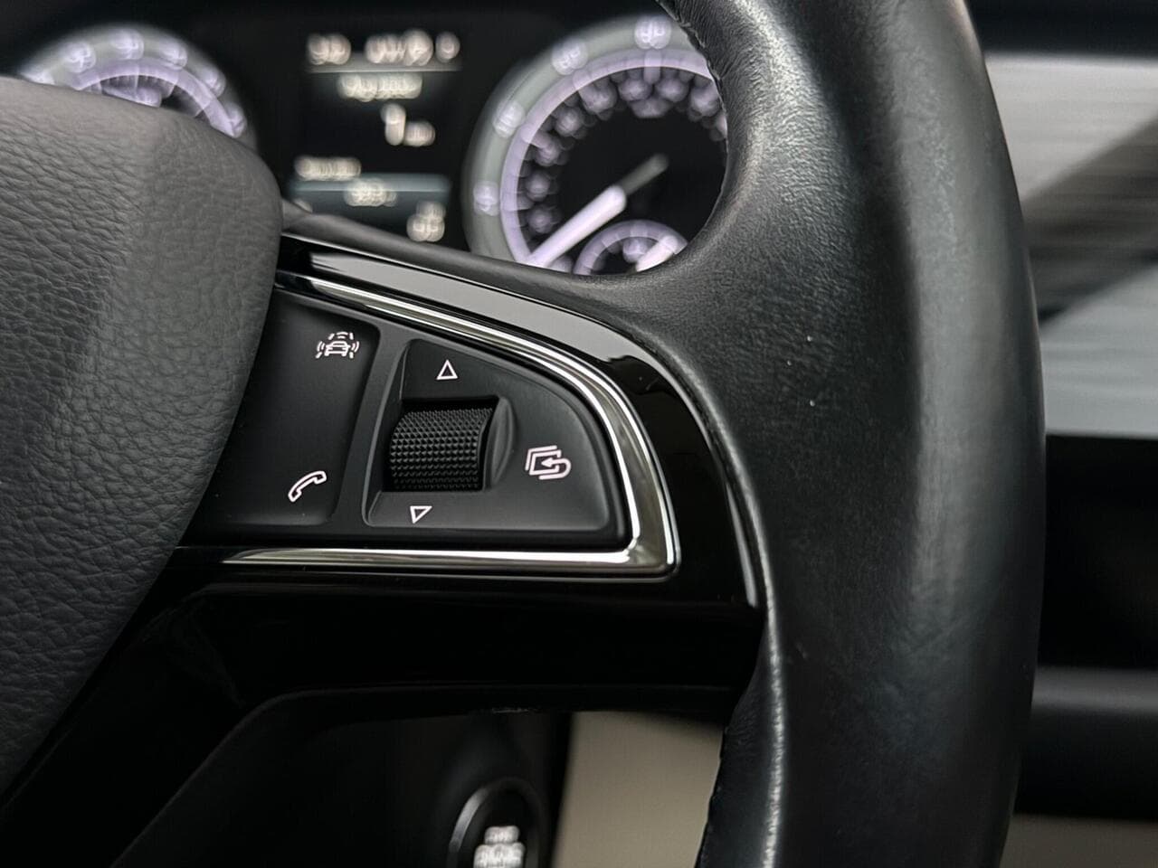 Skoda Kodiaq thumbnail Misc Controls
